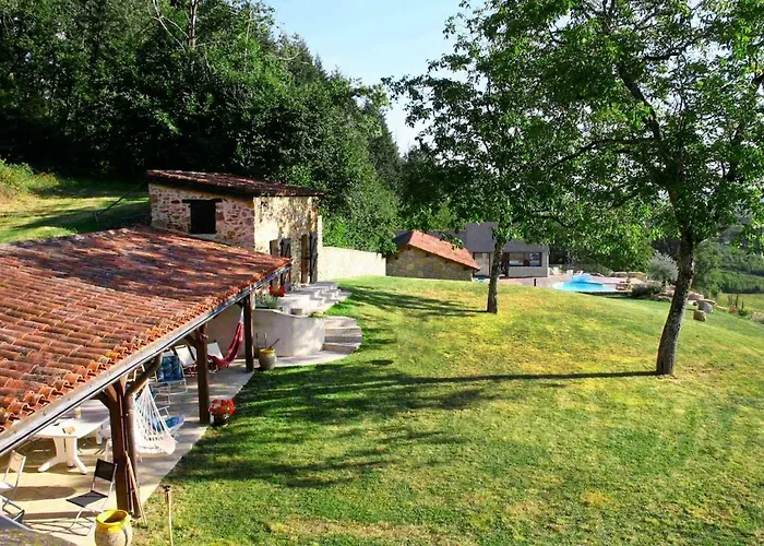 بيت للعطل Hameau Privatif De Charme 30 Pers *