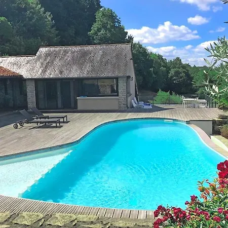 Hameau Privatif De Charme 30 Pers * Saint-Remy (Aveyron)
