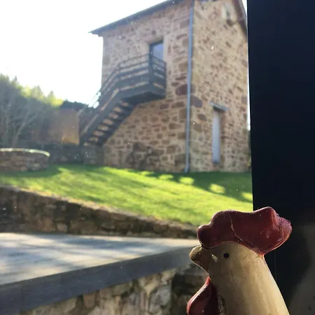 Casa vacanze Hameau Privatif De Charme 30 Pers Saint-Remy (Aveyron)